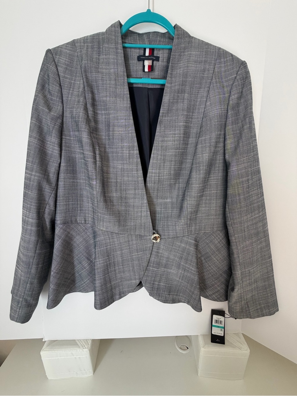 Tommy Hilfiger Gray Plaid Tailored Peplum Blazer & Pants Suit New!